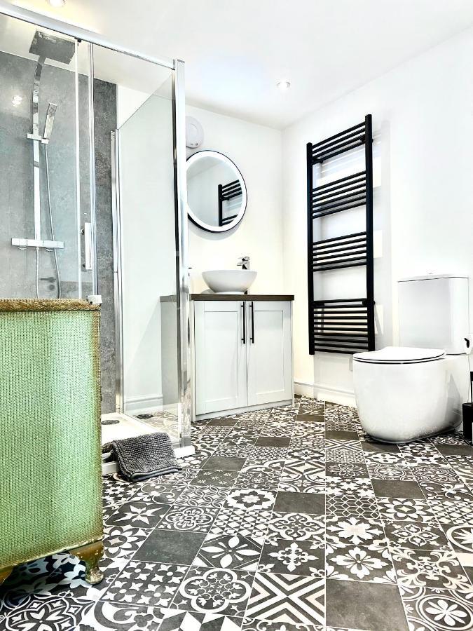 Central, Stylish - 2 Bed Property, The Stable @ Warrenfield, Free Wifi & Parking أوركني المظهر الخارجي الصورة
